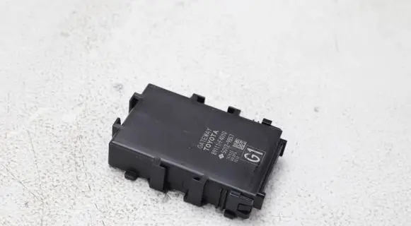 Toyota C-HR I Gateway control module 89111F4010