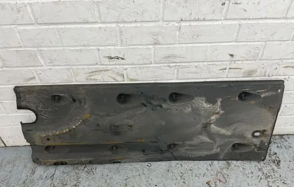 Volkswagen Jetta VI Side bottom protection 5C6825201