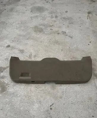 Volvo XC70 Tailgate trim 000765