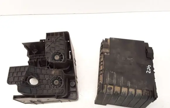 Seat Toledo III (5P) Fuse box cover 1K0937132F 1K0937132 1K0937540