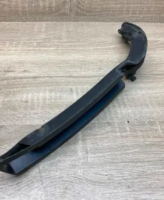 Volkswagen PASSAT B6 Front bumper mounting bracket 3C0807177
