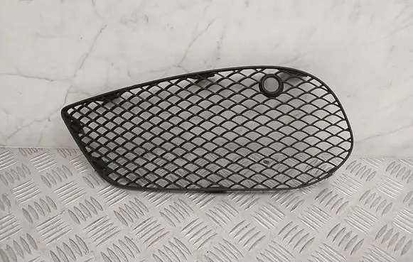 Mercedes-Benz C W205 Front bumper lower grill A2058852523