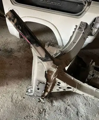 Volkswagen Touareg III Front quarter panel 
