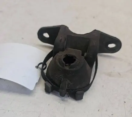 Peugeot 3008 I Muffler mount bracket/holder 