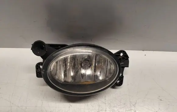Mercedes-Benz E W211 Front fog light 030507700201 A1698201656