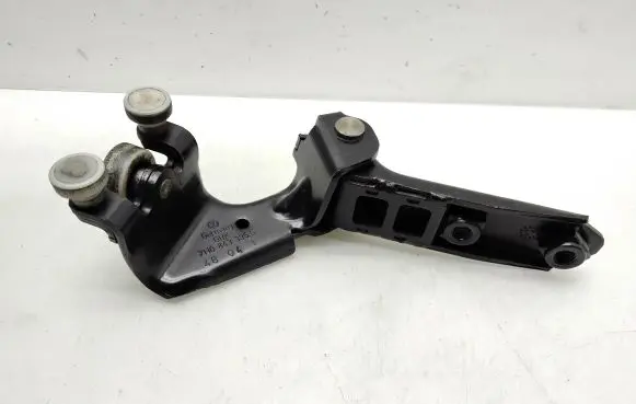 Volkswagen Transporter - Caravelle T5 Sliding door middle roller runner 7H0843336C