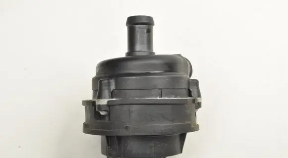 Jaguar I-Pace Water pump J9D318D475AA