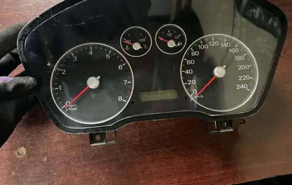 Ford Focus C-MAX Speedometer (instrument cluster) 3M5F10A855A