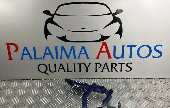 Ford Fiesta Engine bonnet/hood hinges 8A6116801AD