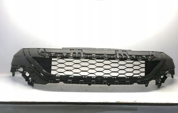 Front bumper lip