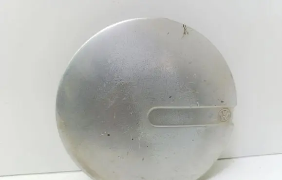 Volkswagen Golf III Original wheel cap 1H0601149