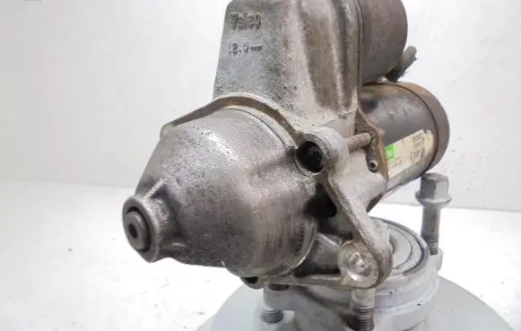 Opel Corsa C Starter motor 09130838