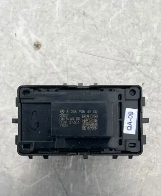 Mercedes-Benz C W206 Other switches/knobs/shifts A2069054700 7434
