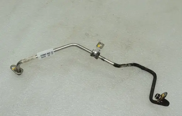 Skoda Kodiaq Turbo turbocharger oiling pipe/hose 05E145140F 05E145140J