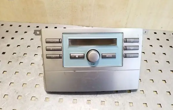 Toyota Corolla Verso E121 Climate control unit 559000F020 MB1465702264