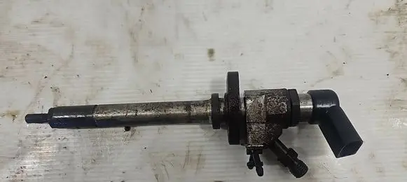 Ford Mondeo MK IV Fuel injector 9657144580 JB1540108