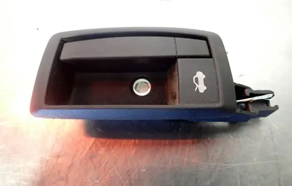 Fiat Ducato Engine bonnet (hood) release handle