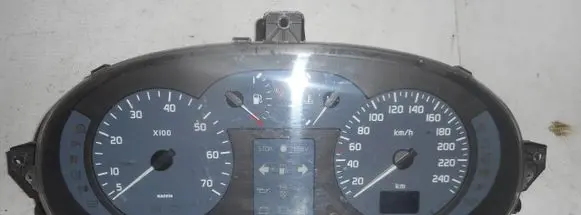 Renault Megane II Speedometer (instrument cluster) P8200071811