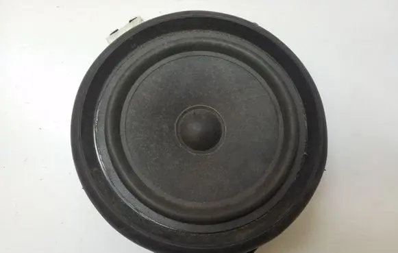 Audi A4 S4 B6 8E 8H Panel speaker 2752503145 8E0035411