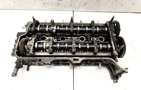 Honda CR-V Engine head rbd2
