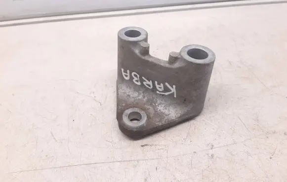 Mazda 6 Gear shift cable bracket 