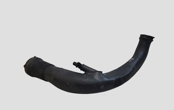 Volvo V40 Intercooler hose/pipe 31325985 1048879S04