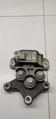 Fiat Tipo Engine mount bracket 51984318