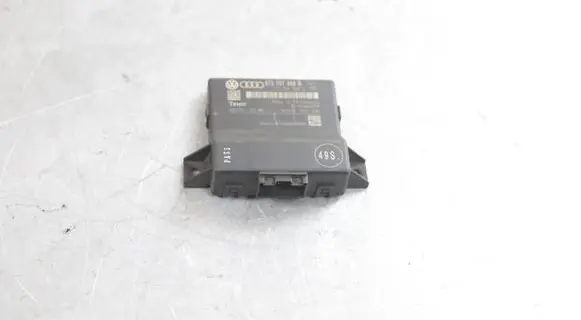 Audi A4 S4 B8 8K Gateway control module 8T0907468R 8T0907468H