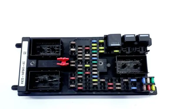 Land Rover Discovery Sport Fuse module FK7214F041AC