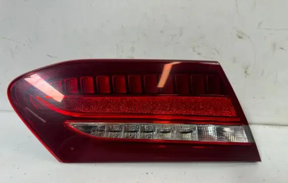 Mercedes-Benz E W238 Tailgate rear/tail lights A2389067301