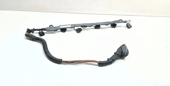 BMW 5 GT F07 Fuel injector wires 759045905