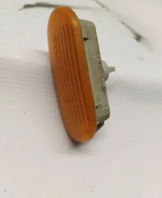Volkswagen PASSAT B5 Front fender indicator light 3B0949117