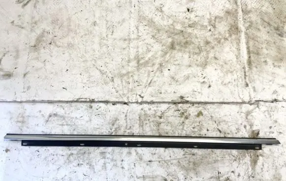 Audi A6 S6 C6 4F Front door glass trim molding 4F0853763C 4F0853763C2ZZ
