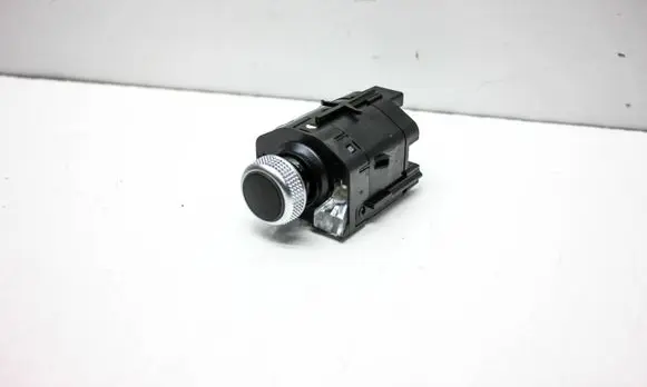 Audi Q3 F3 Sound control switch 83B919600C