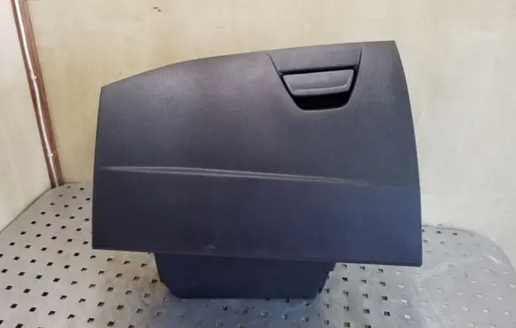 Ford Focus Glove box set BM51A06044