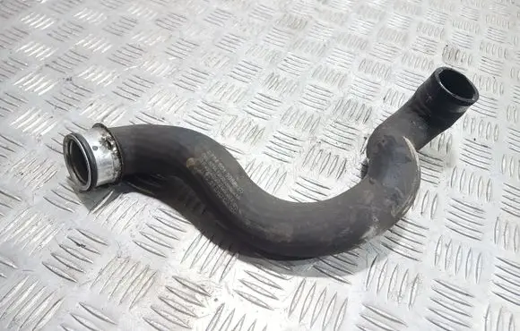 Mercedes-Benz C W204 Engine coolant pipe/hose A2045013082