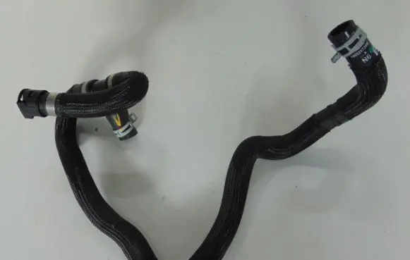 Renault Espace V (RFC) Engine coolant pipe/hose 140531729R