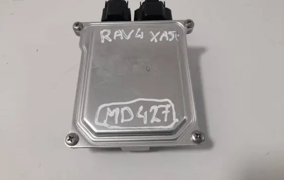 Toyota RAV 4 (XA50) Fuel injection pump control unit/module 8957112010