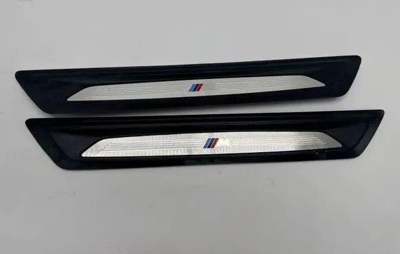 BMW 1 F20 F21 Front sill trim cover 8051037