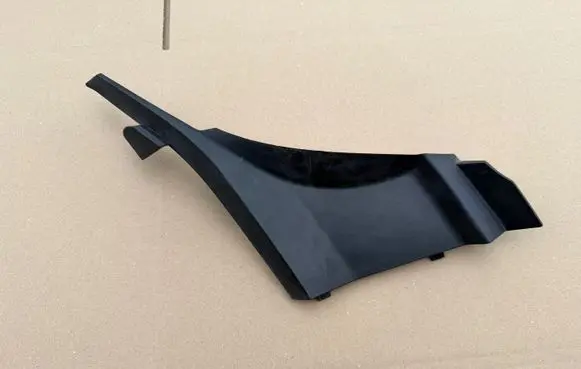 Audi TT TTS Mk2 Engine bonnet/hood lock trim molding 8J0807081B