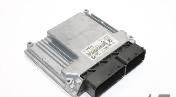 BMW 1 E81 E87 Engine control unit/module 0281016068 8506281