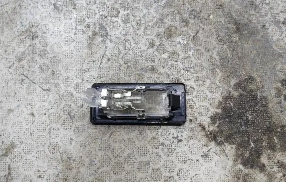 Skoda Octavia Mk3 (5E) Number plate light 5N0943021B 1090084 SAE01210BD0