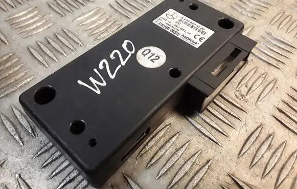 Mercedes-Benz C W203 Phone control unit/module A2038203226 2038203226