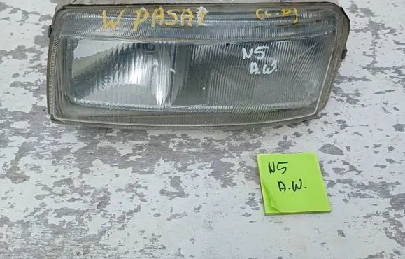 Volkswagen PASSAT B4 Headlight/headlamp 1212123