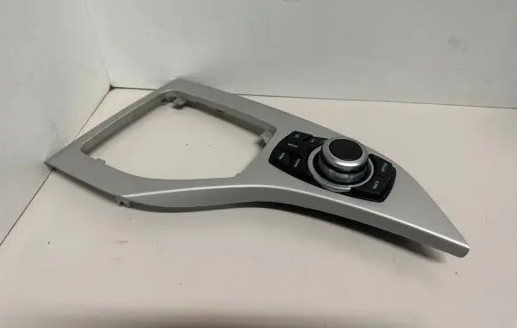 BMW X1 E84 Gear shifter surround trim plastic 9252846