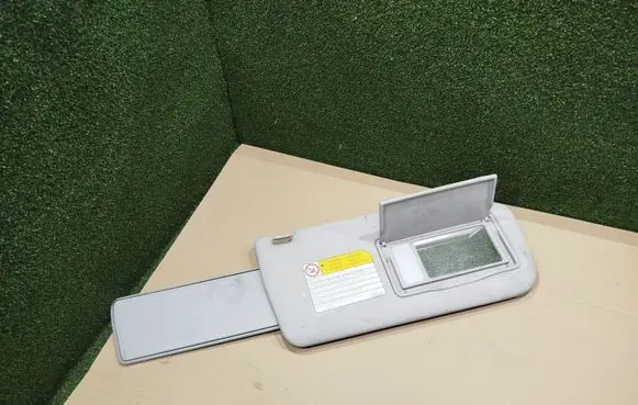 Mitsubishi Pajero Sun visor 7430A317