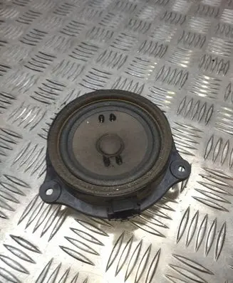 Audi A6 S6 C6 4F Subwoofer speaker 4F0035411 A6429808
