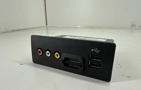 Ford Fusion II USB socket connector BT4T14F014AE
