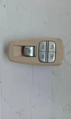 BMW 7 G11 G12 Electric window control switch 9382506 L11168