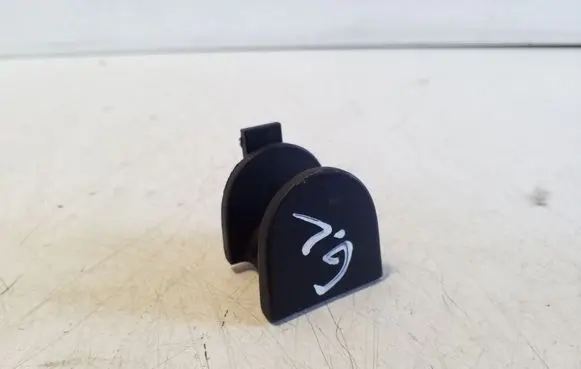 Volkswagen Tiguan Hook 1K0867835